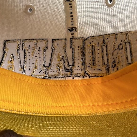 Reebok NBA hat size 7 1/2 colors are navy white and yellow - Picture 4 of 5